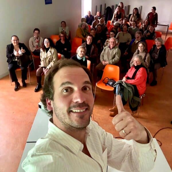 Photo avec les professionnels du tourisme de Figeac