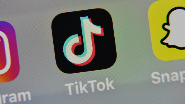 Destinations et institutionnels du tourisme : faut-il aller sur Snapchat et Tiktok ?